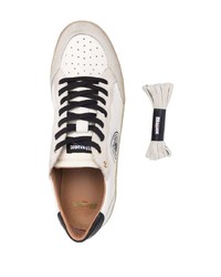 Baskets basses en cuir blanches et noires Blauer