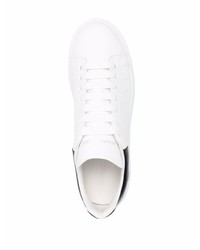 Baskets basses en cuir blanches et noires Alexander McQueen