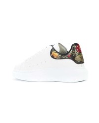 Baskets basses en cuir blanches et noires Alexander McQueen