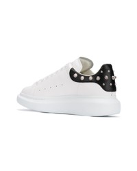 Baskets basses en cuir blanches et noires Alexander McQueen