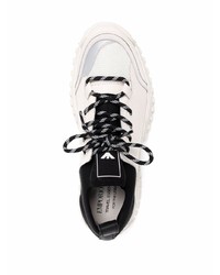 Baskets basses en cuir blanches et noires Emporio Armani