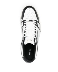 Baskets basses en cuir blanches et noires Amiri