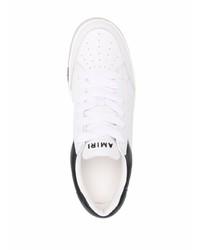 Baskets basses en cuir blanches et noires Amiri