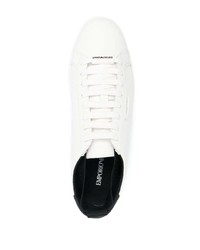 Baskets basses en cuir blanches et noires Emporio Armani