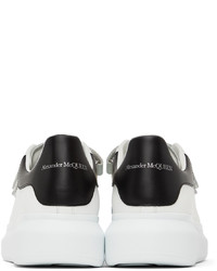 Baskets basses en cuir blanches et noires Alexander McQueen