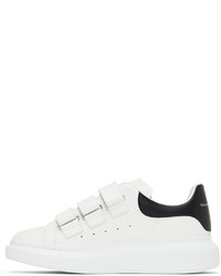 Baskets basses en cuir blanches et noires Alexander McQueen