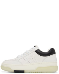 Baskets basses en cuir blanches et noires Amiri