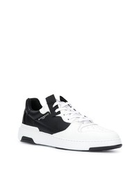 Baskets basses en cuir blanches et noires Givenchy