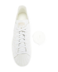 Baskets basses en cuir blanches adidas