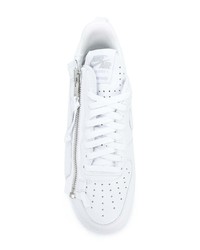 Baskets basses en cuir blanches Nike