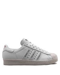 Baskets basses en cuir blanches adidas