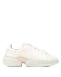 Baskets basses en cuir blanches adidas