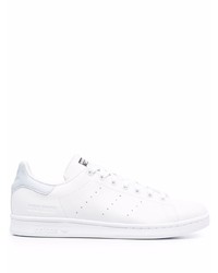 Baskets basses en cuir blanches adidas