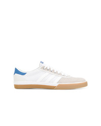 Baskets basses en cuir blanches adidas