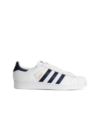 Baskets basses en cuir blanches adidas