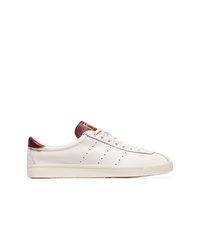 Baskets basses en cuir blanches adidas