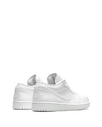 Baskets basses en cuir blanches Jordan