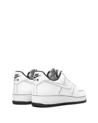 Baskets basses en cuir blanches Nike