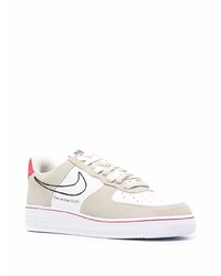 Baskets basses en cuir blanches Nike