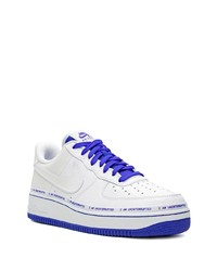 Baskets basses en cuir blanches Nike