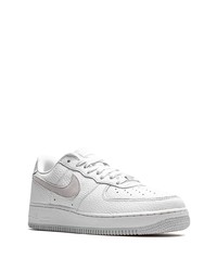 Baskets basses en cuir blanches Nike