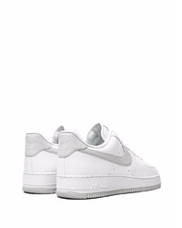 Baskets basses en cuir blanches Nike