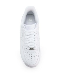 Baskets basses en cuir blanches Nike