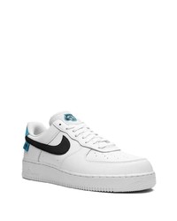 Baskets basses en cuir blanches Nike