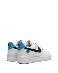 Baskets basses en cuir blanches Nike