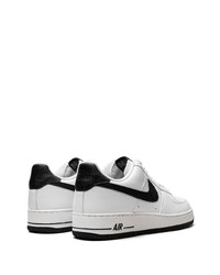 Baskets basses en cuir blanches Nike