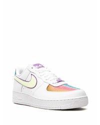 Baskets basses en cuir blanches Nike