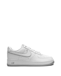 Baskets basses en cuir blanches Nike