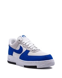 Baskets basses en cuir blanches Nike