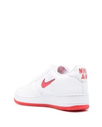 Baskets basses en cuir blanches Nike