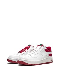 Baskets basses en cuir blanches Nike