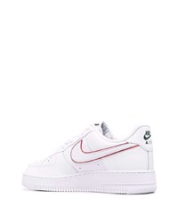 Baskets basses en cuir blanches Nike