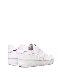 Baskets basses en cuir blanches Nike