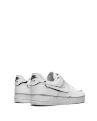 Baskets basses en cuir blanches Nike