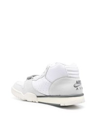 Baskets basses en cuir blanches Nike