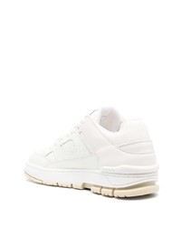 Baskets basses en cuir blanches Axel Arigato