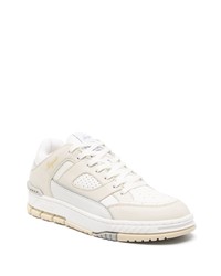 Baskets basses en cuir blanches Axel Arigato