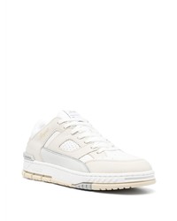 Baskets basses en cuir blanches Axel Arigato