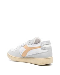 Baskets basses en cuir blanches Diadora