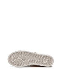 Baskets basses en cuir blanches Nike