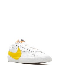 Baskets basses en cuir blanches Nike