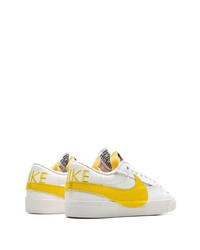 Baskets basses en cuir blanches Nike