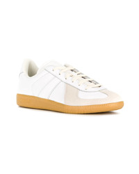 Baskets basses en cuir blanches adidas