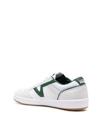 Baskets basses en cuir blanches Vans