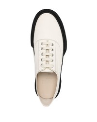 Baskets basses en cuir blanches Oamc