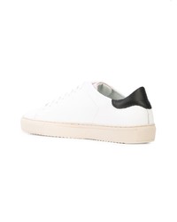 Baskets basses en cuir blanches Axel Arigato